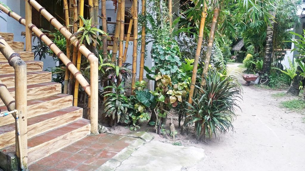 Bamboo Bungalows Resthouse Balabag  Экстерьер фото