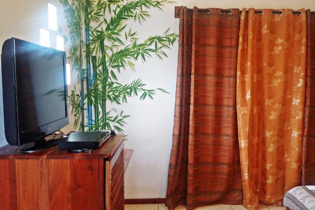 Bamboo Bungalows Resthouse Balabag  Номер фото