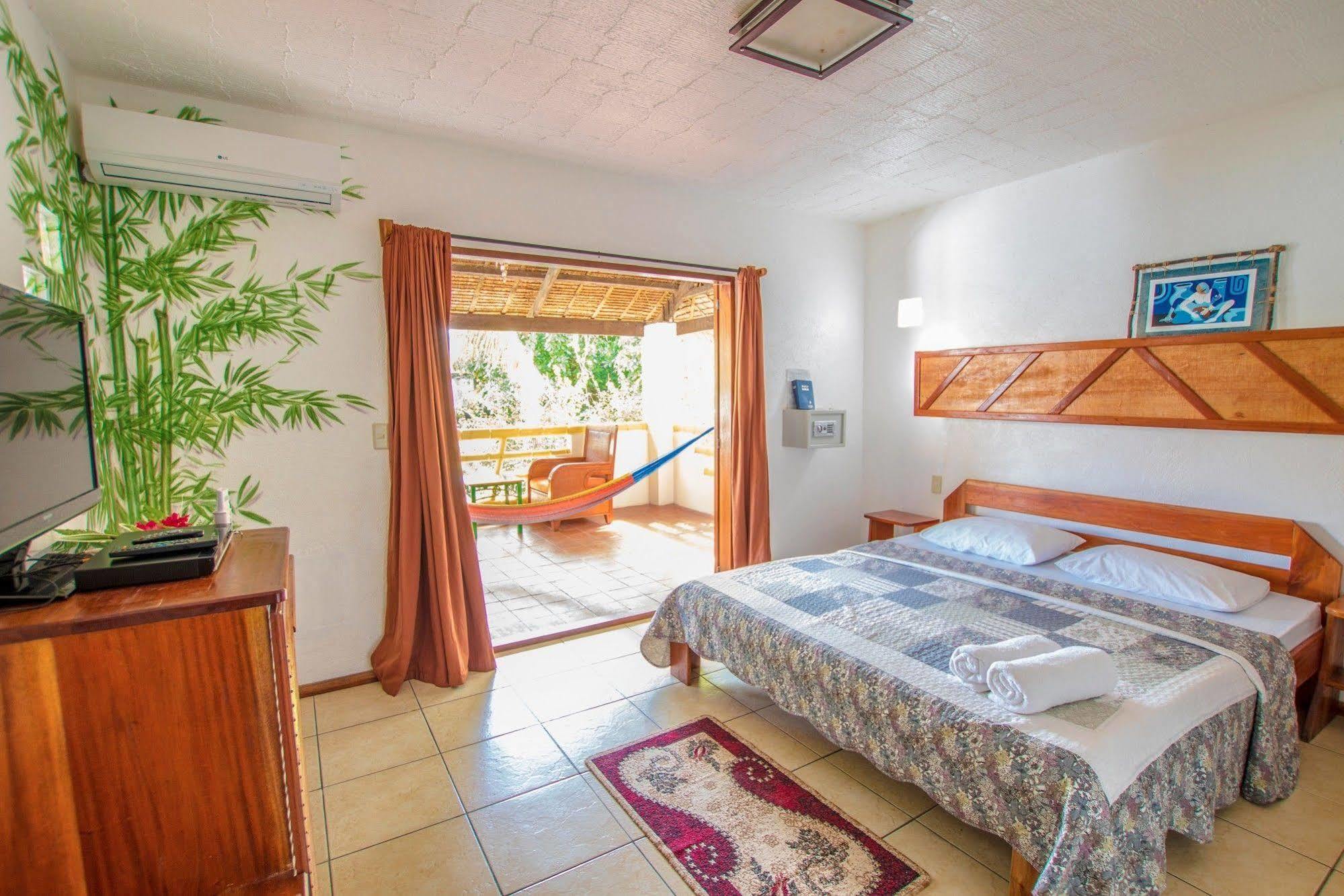 Bamboo Bungalows Resthouse Balabag  Экстерьер фото