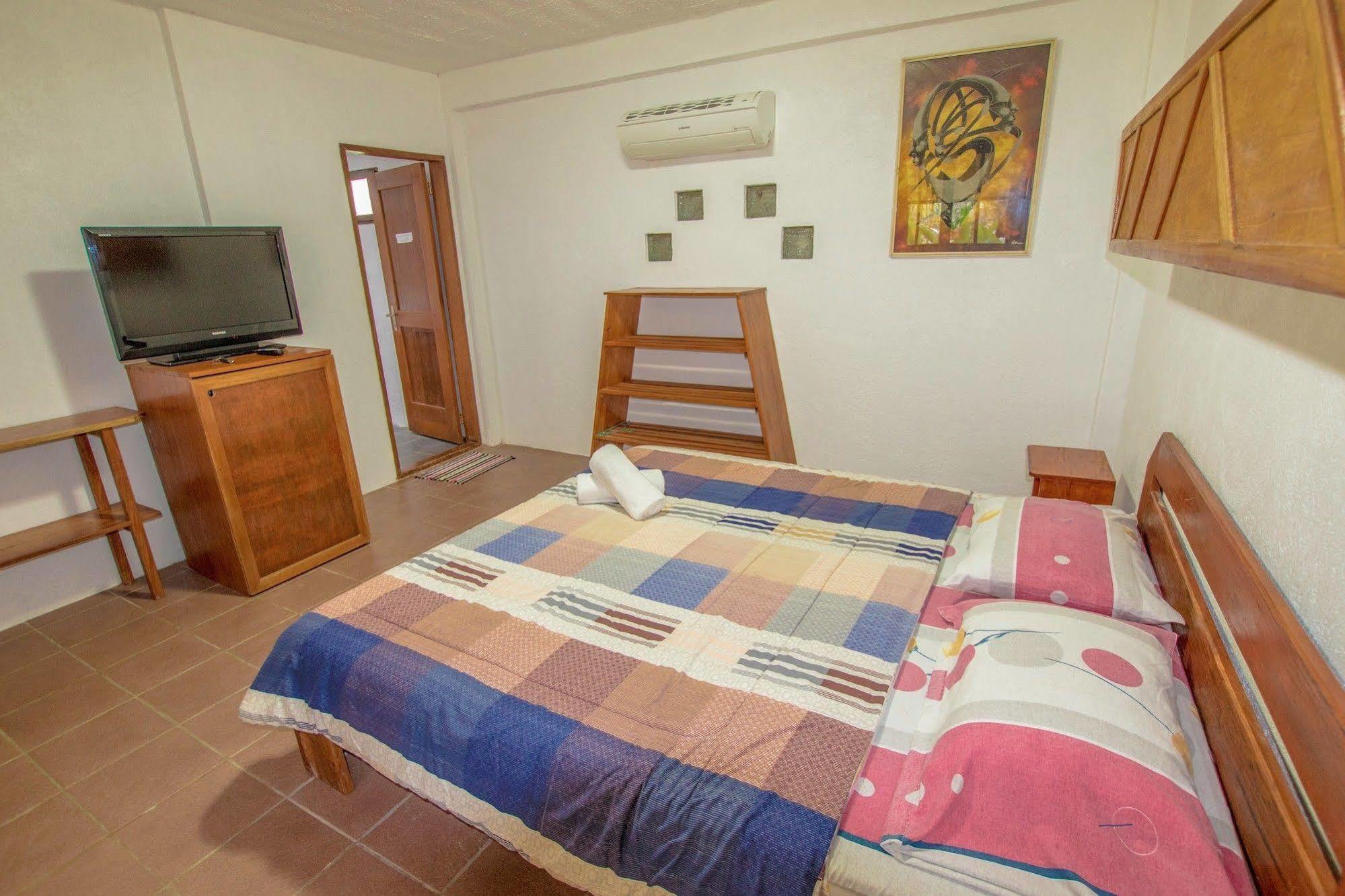 Bamboo Bungalows Resthouse Balabag  Экстерьер фото