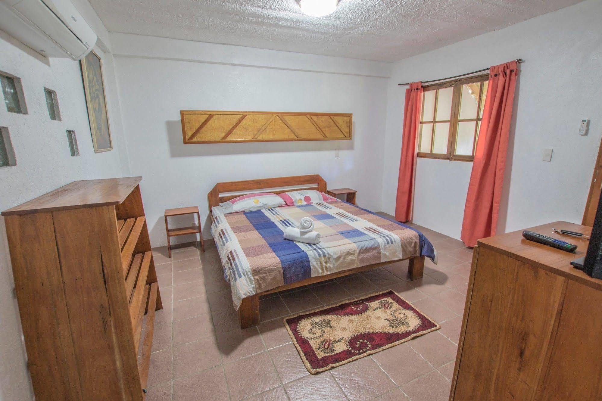 Bamboo Bungalows Resthouse Balabag  Экстерьер фото