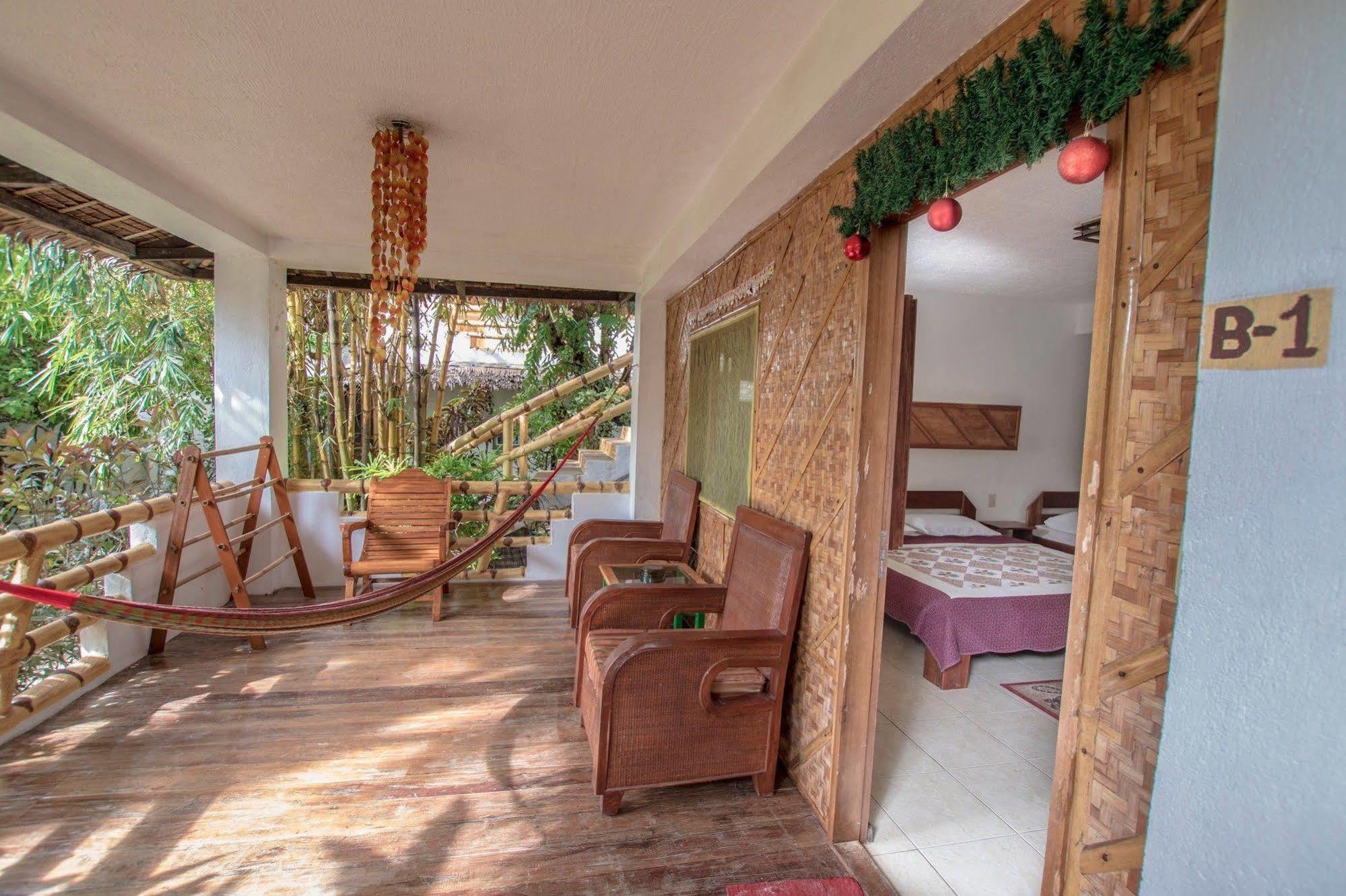 Bamboo Bungalows Resthouse Balabag  Экстерьер фото