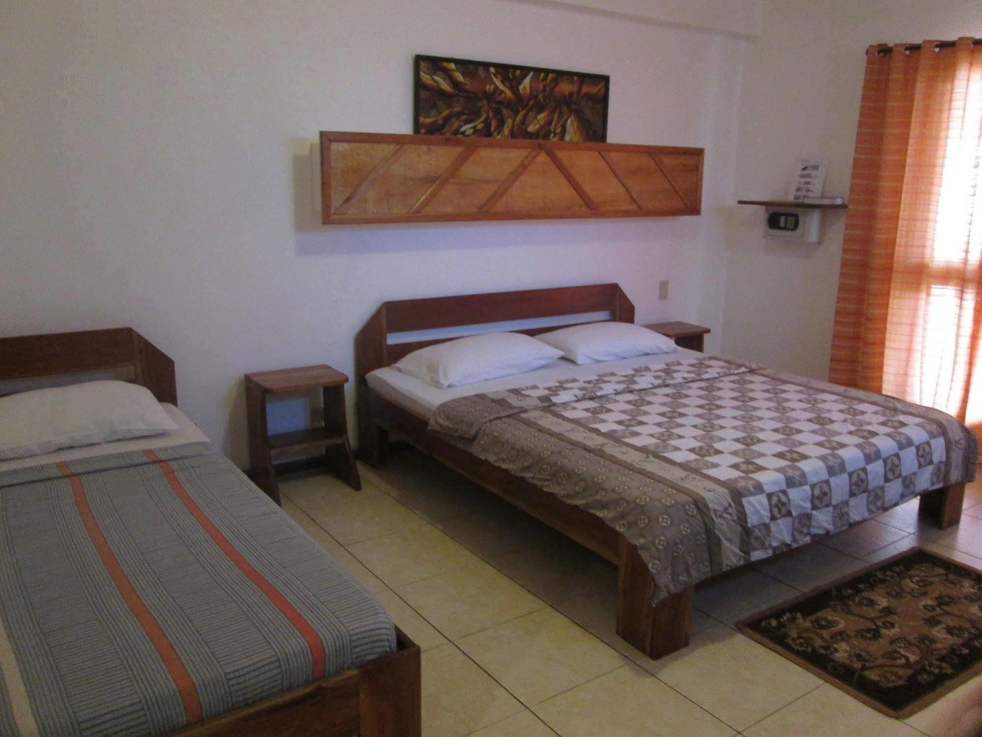 Bamboo Bungalows Resthouse Balabag  Экстерьер фото