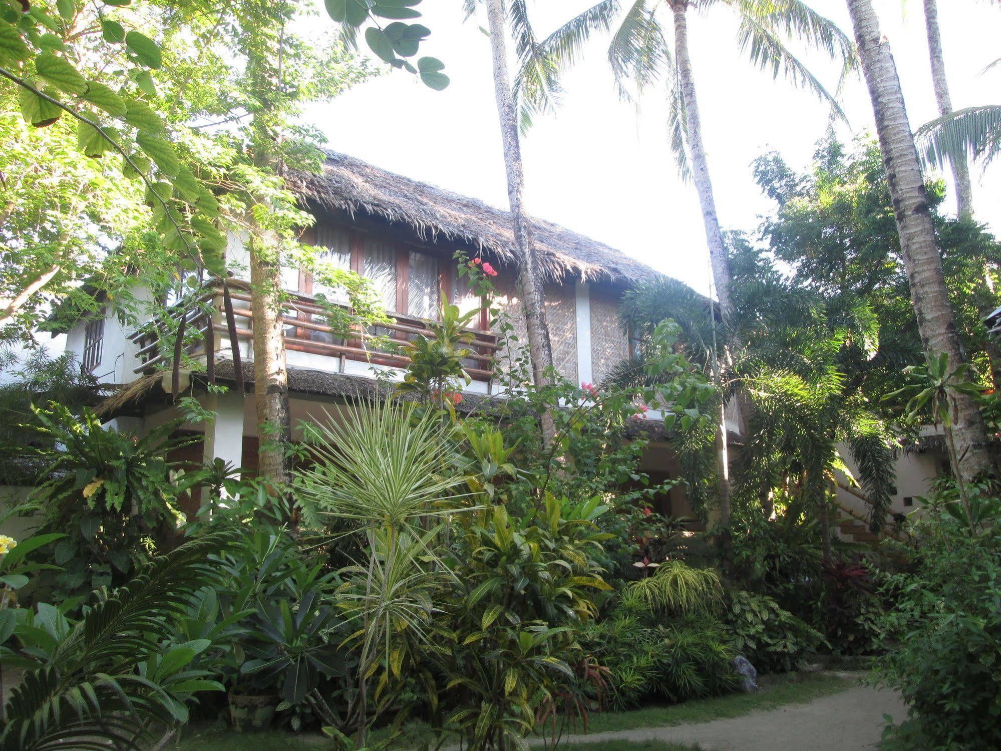 Bamboo Bungalows Resthouse Balabag  Экстерьер фото